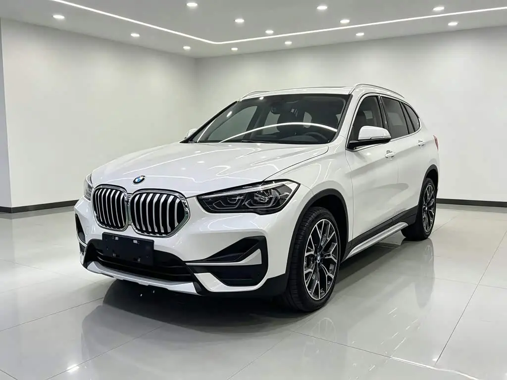 BMW X1 2021 — Фото 1/20