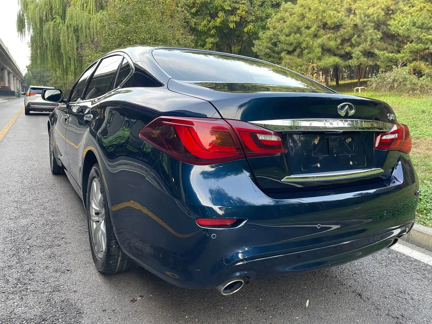 Infiniti Q70 2017 — Şəkil 17/18