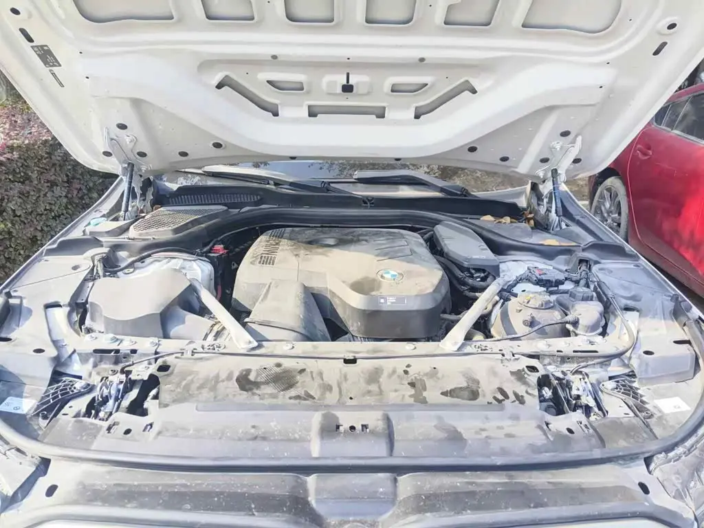BMW 5 Series 2024 — Photo 3/13