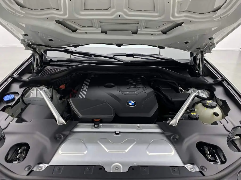 BMW X3 2021 — Photo 9/20
