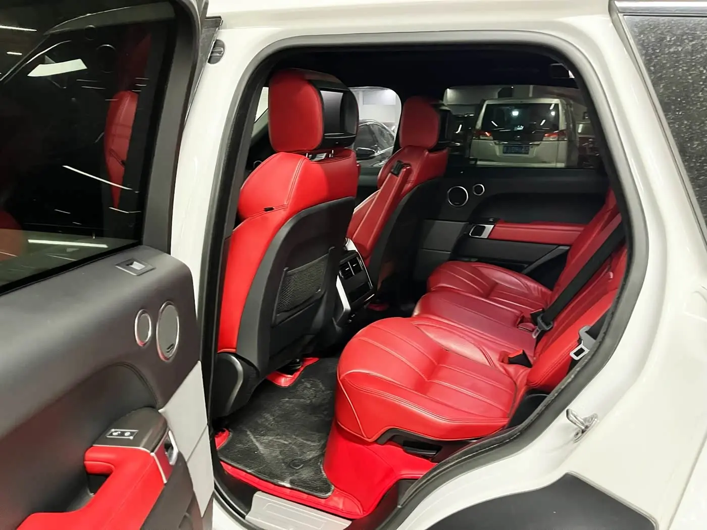 Land Rover Range Rover Sport 2016 — Photo 12/12