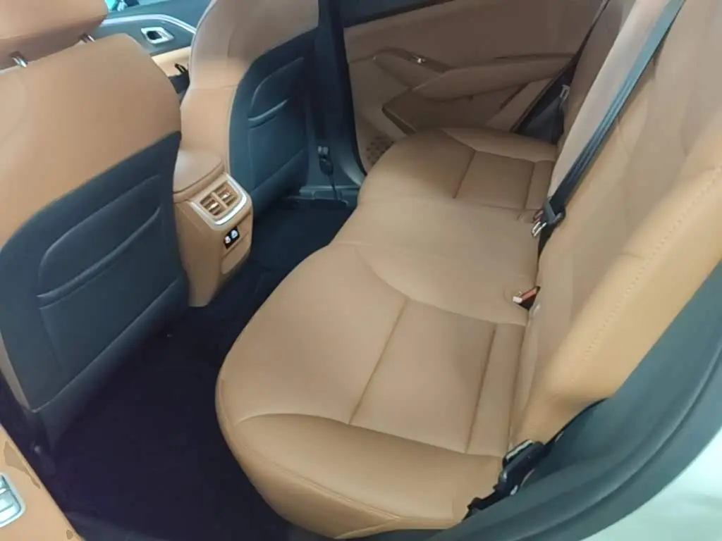 Haval Xiaolong MAX 2025 — Photo 17/20