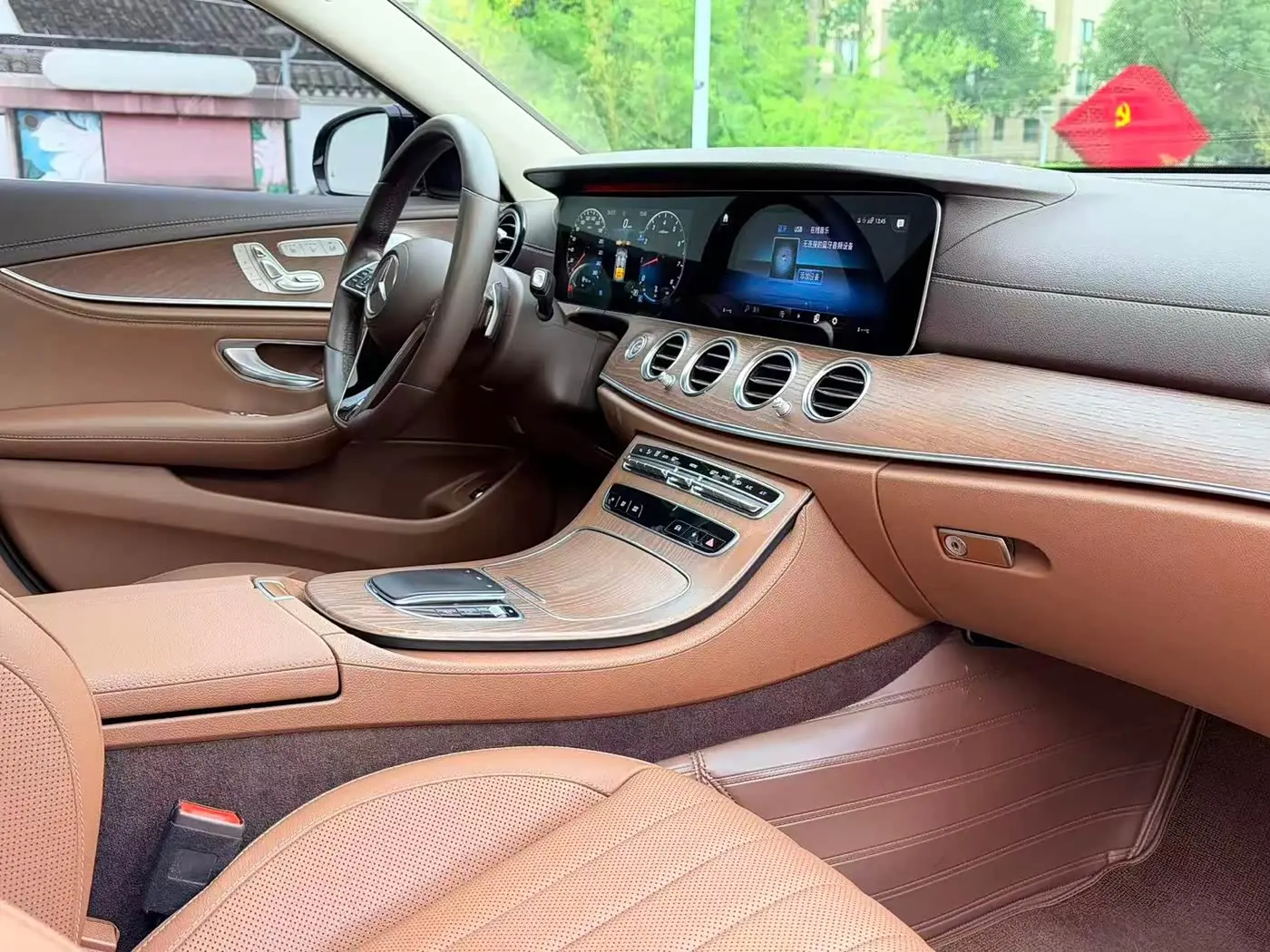 Mercedes-Benz E-Class 2021 — ფოტო 2/9