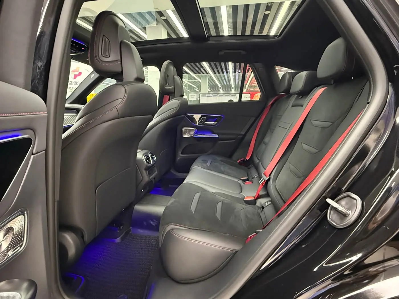Mercedes-Benz GLC AMG 2025 — Фото 16/20