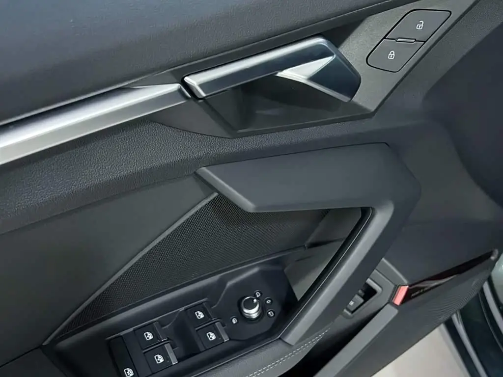 Audi A3 2023 — Photo 7/20