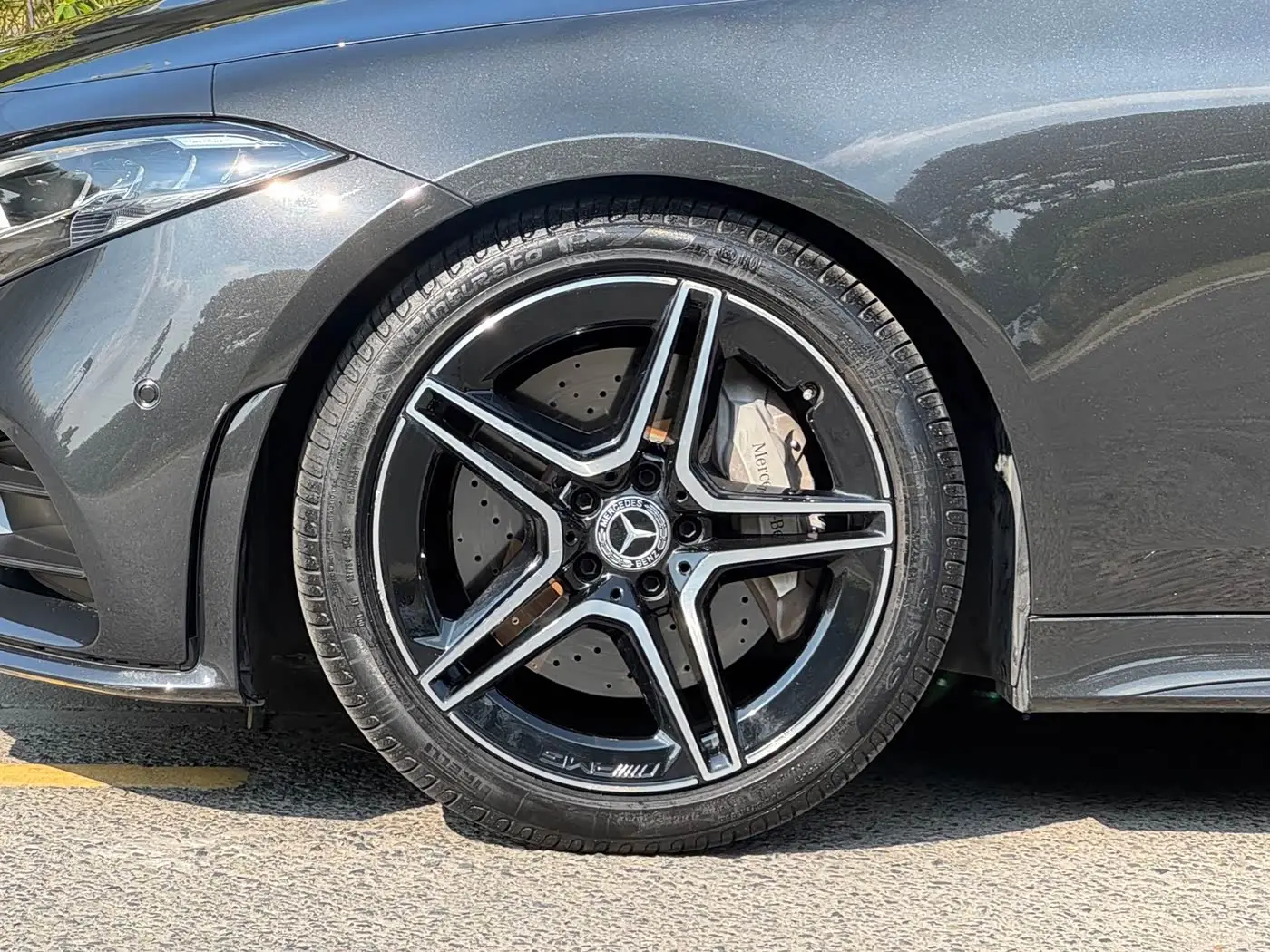 Mercedes-Benz CLS 2020 — Photo 8/19