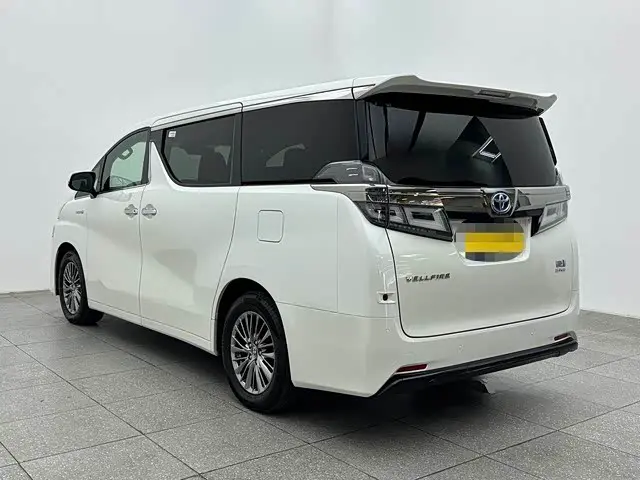 Toyota Vellfire 2019 — Photo 4/19