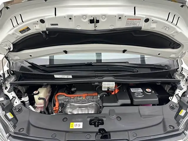 Toyota Vellfire 2019 — Photo 17/19