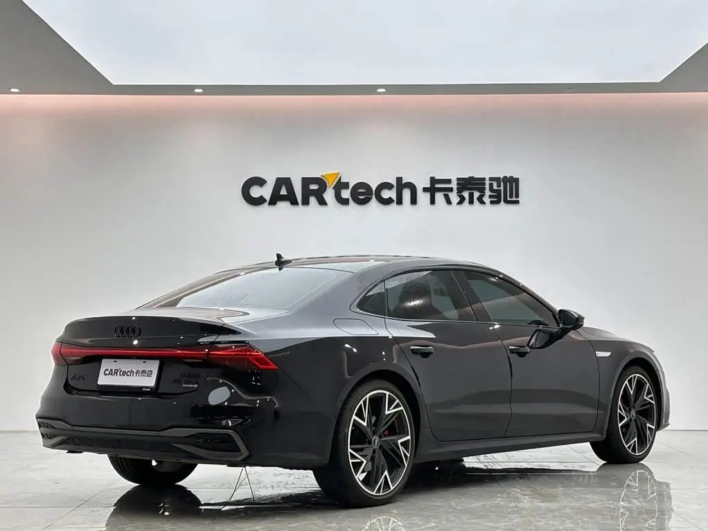 Audi A7L 2024 — Photo 5/20