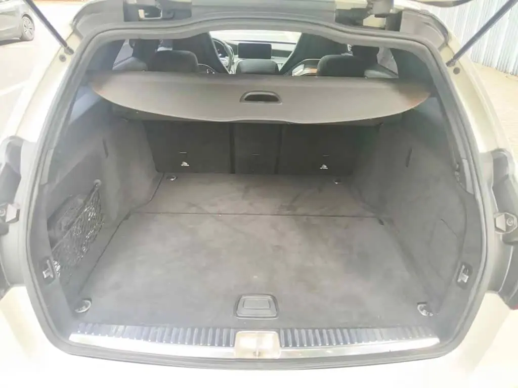 Mercedes-Benz C-Class AMG 2019 — Photo 5/13
