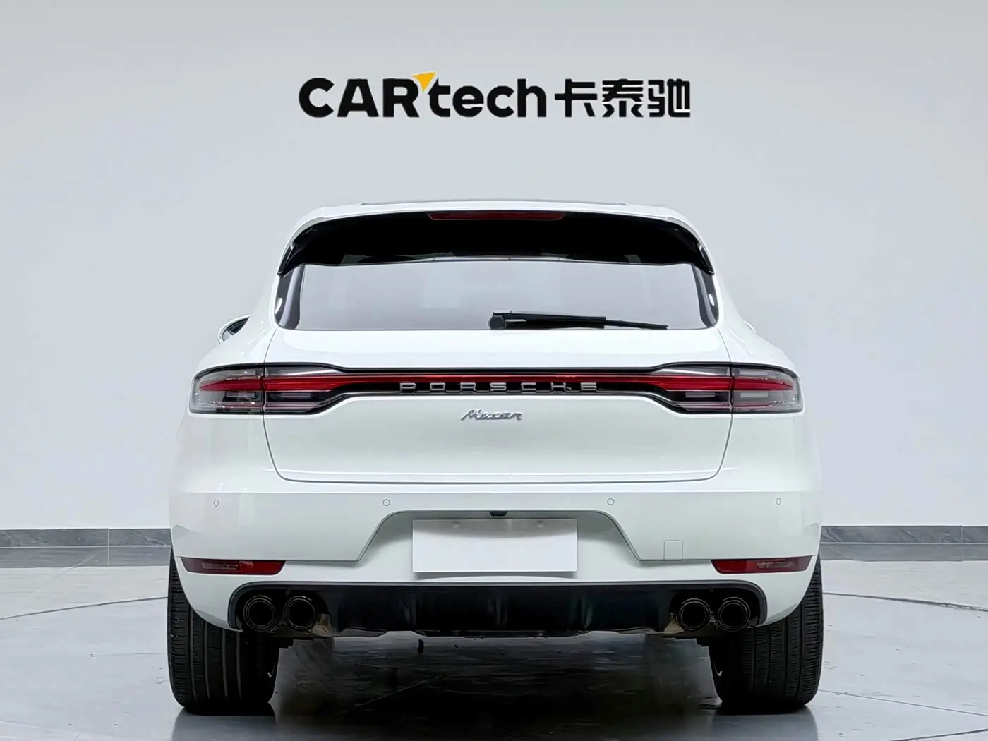 Porsche Macan 2021 — Photo 7/20