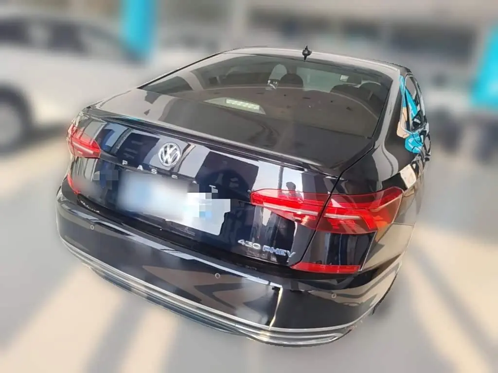 Volkswagen Passat New Energy 2019 — Şəkil 10/20