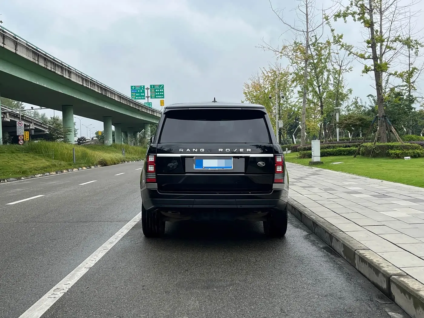 Land Rover Range Rover 2017 — Photo 5/14