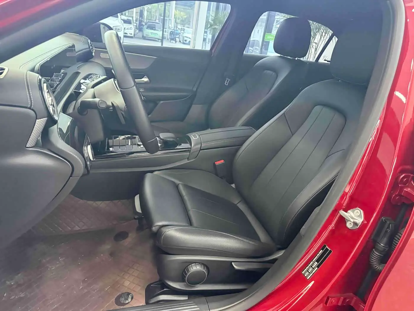 Mercedes-Benz A-Class 2022 — Photo 9/19