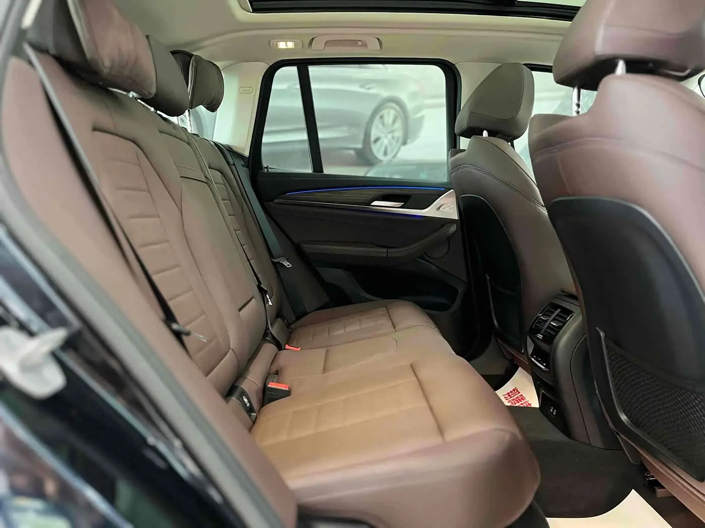 BMW X3 2021 — Photo 15/18