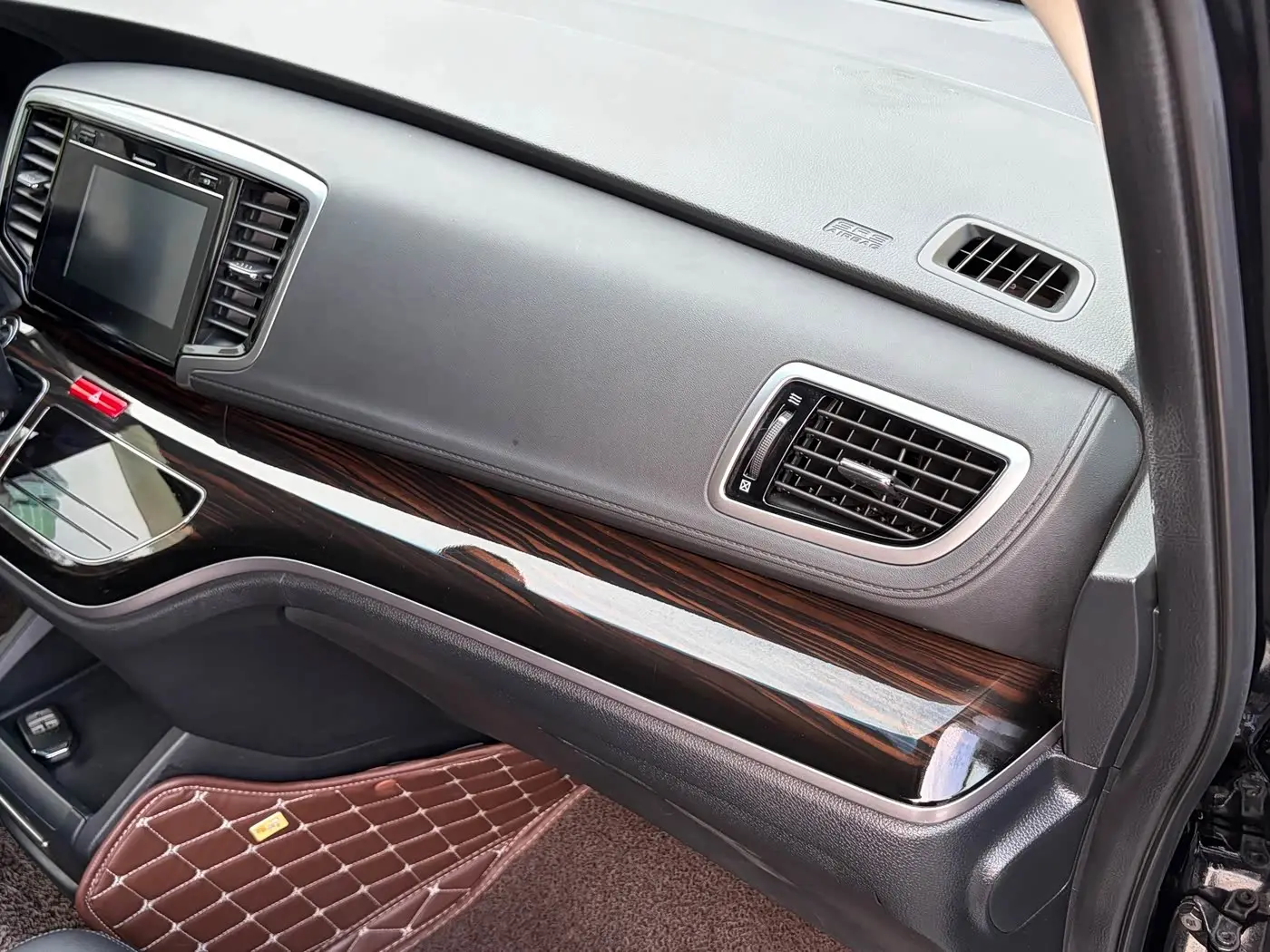Honda Odyssey 2018 — Şəkil 15/20