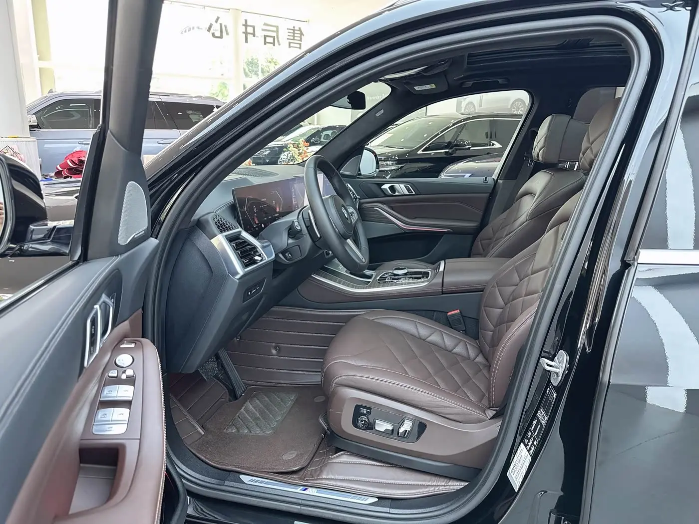 BMW X5 2025 — Photo 13/20