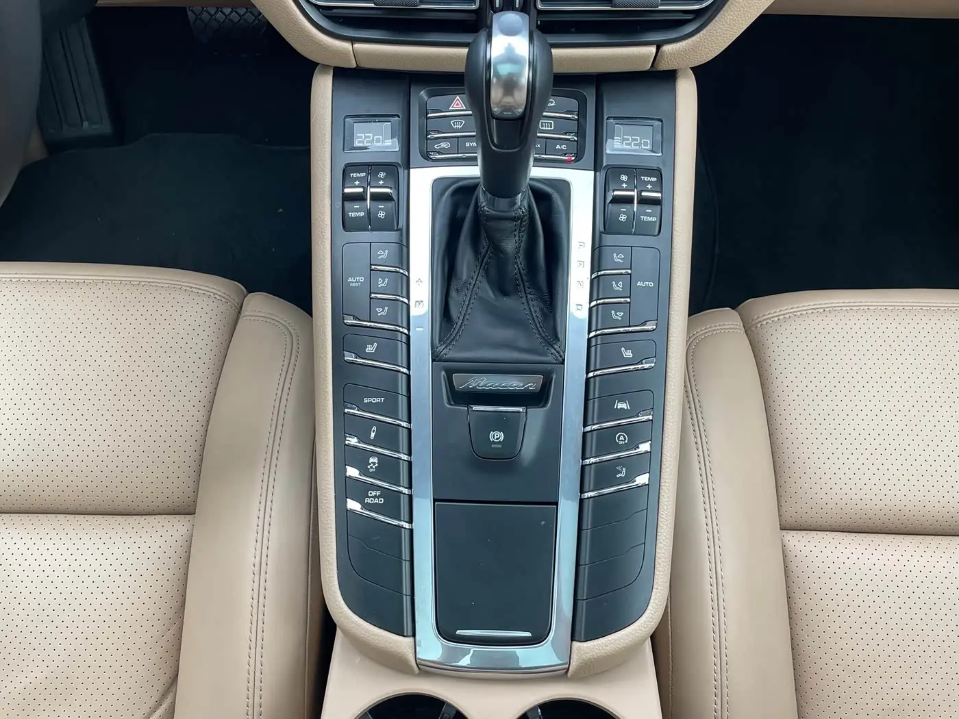 Porsche Macan 2019 — Photo 12/20