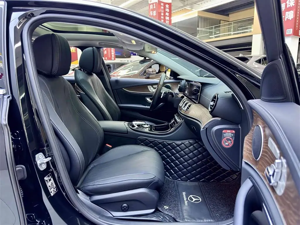 Mercedes-Benz E-Class 2018 — Photo 5/16
