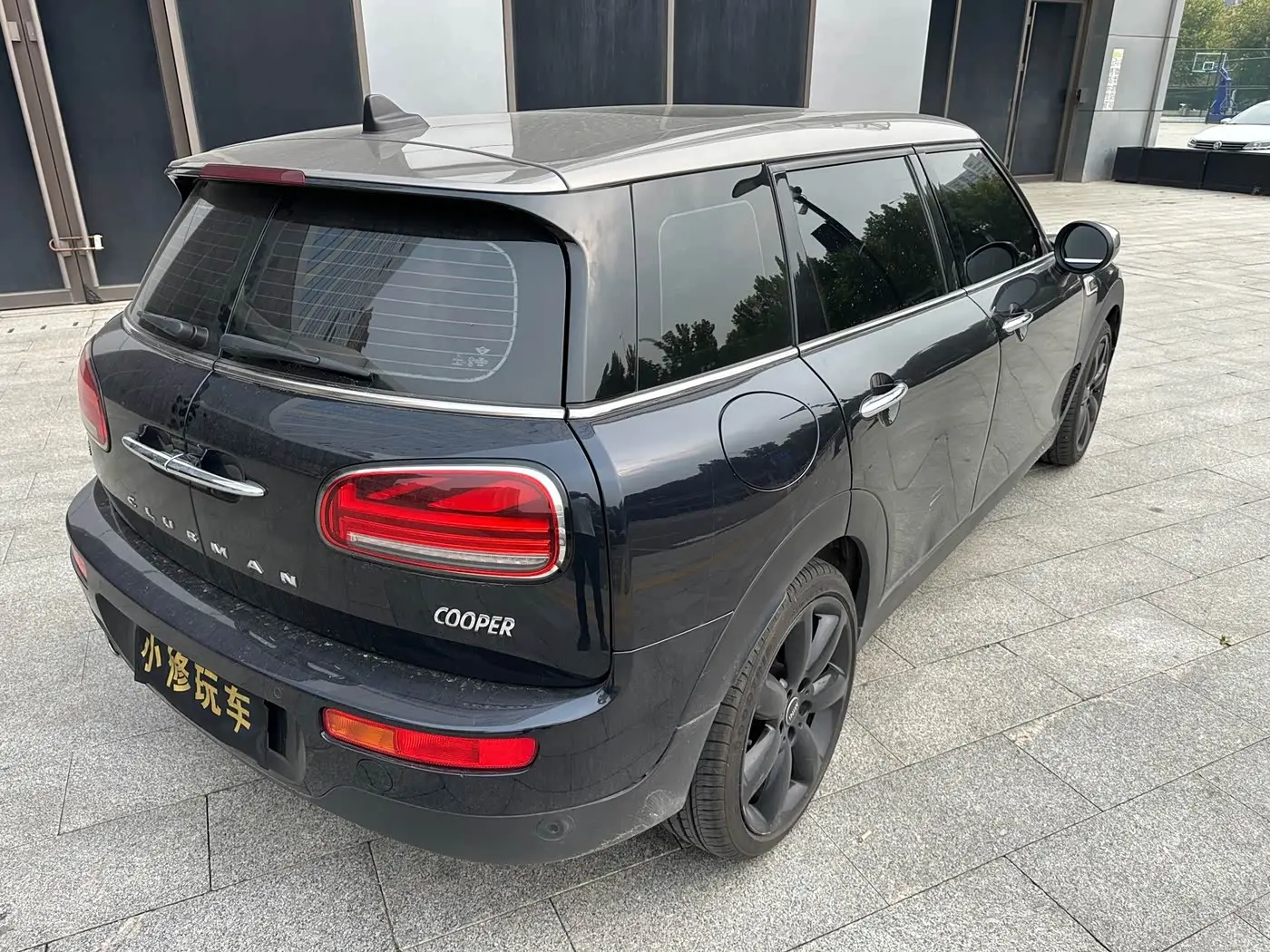 MINI CLUBMAN 2020 — Photo 2/10
