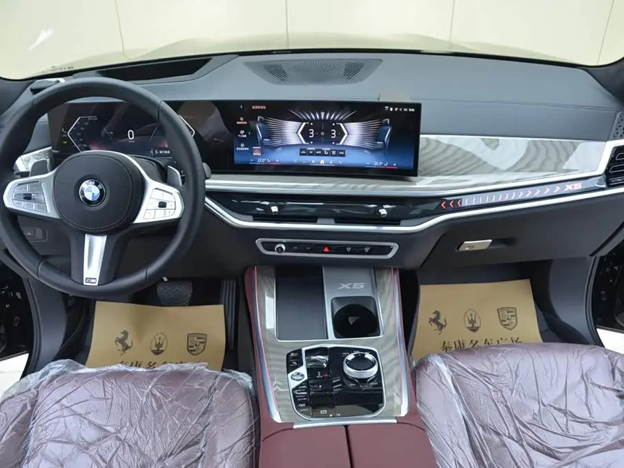 BMW X5 2026 — Photo 6/17