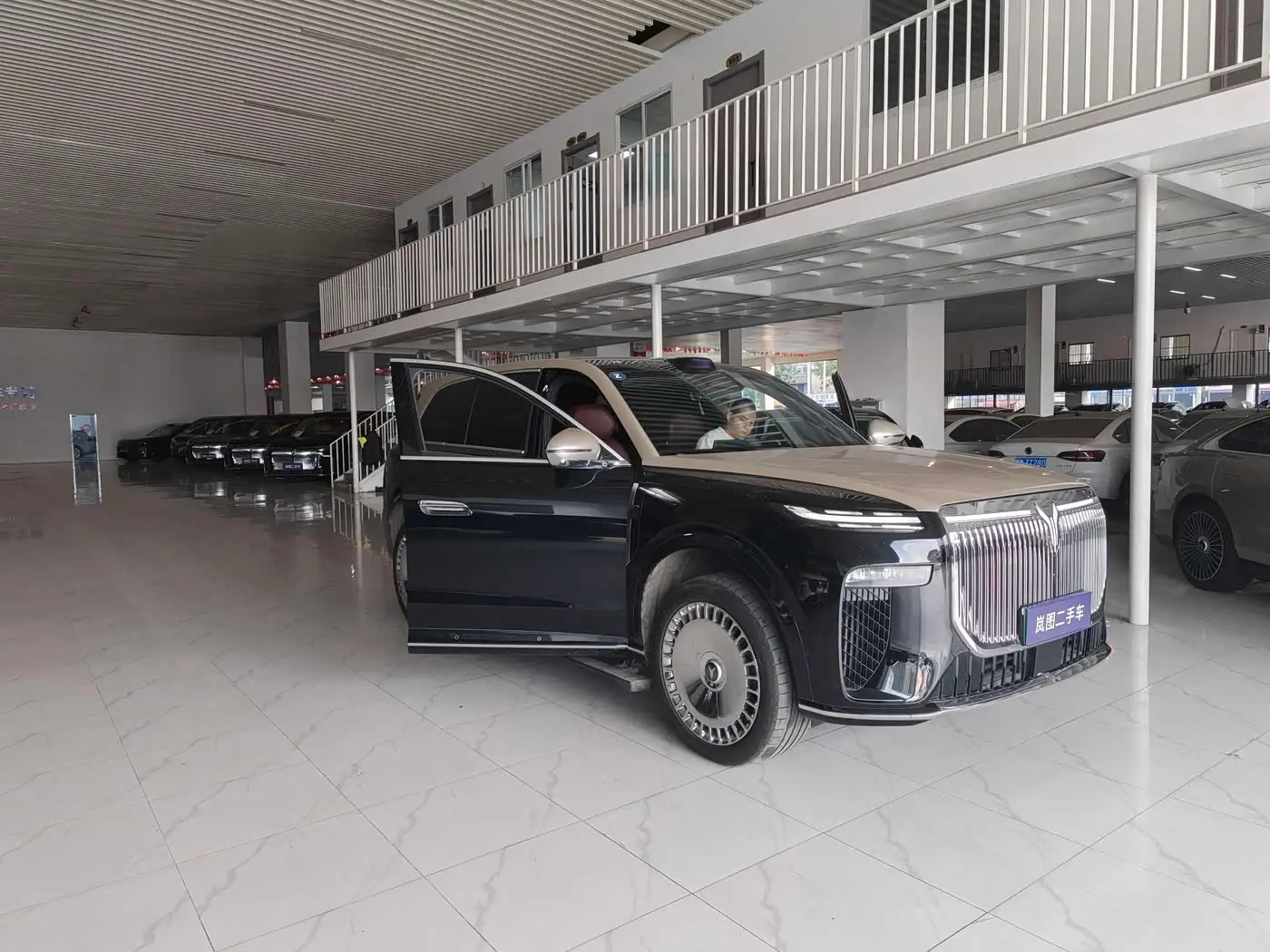 Voyah Auto VOYAH Taisan 2025 — Photo 3/13