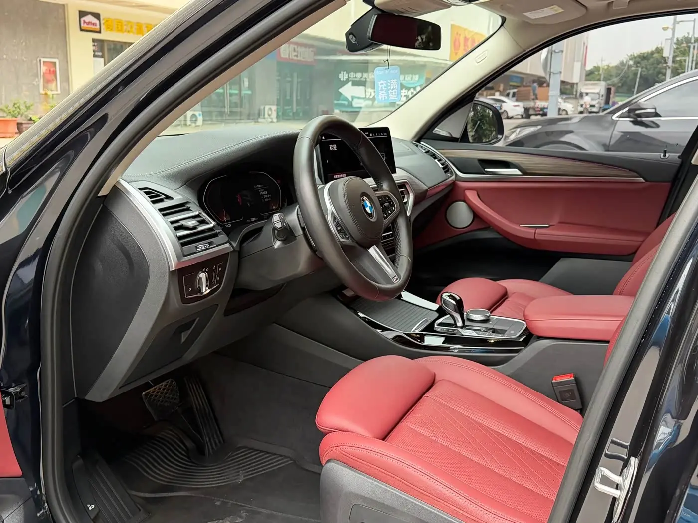 BMW X3 2022 — Photo 4/9