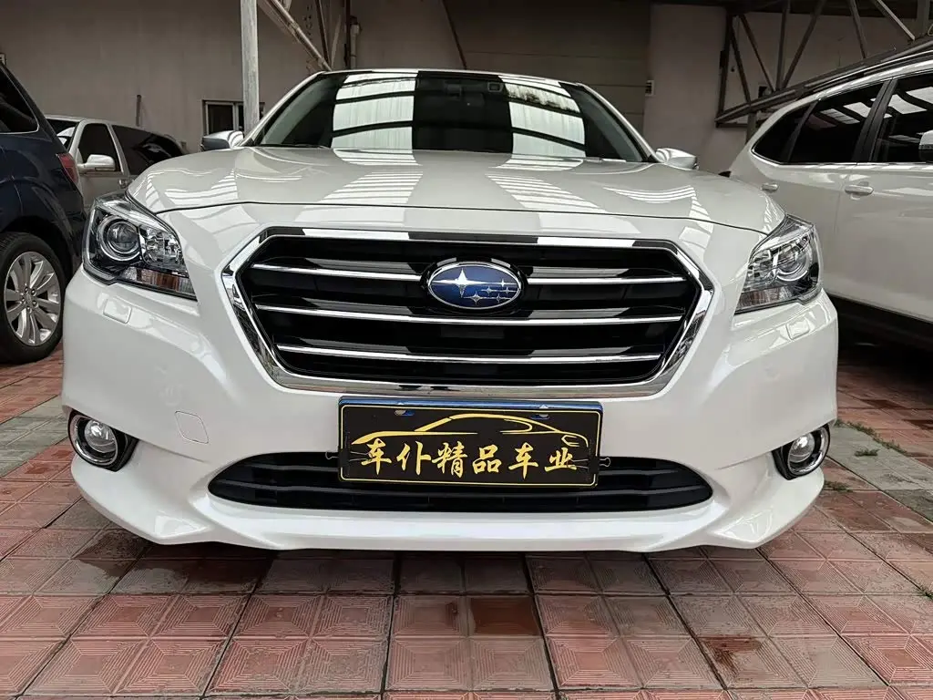 Subaru Legacy 2017 — Фото 2/18