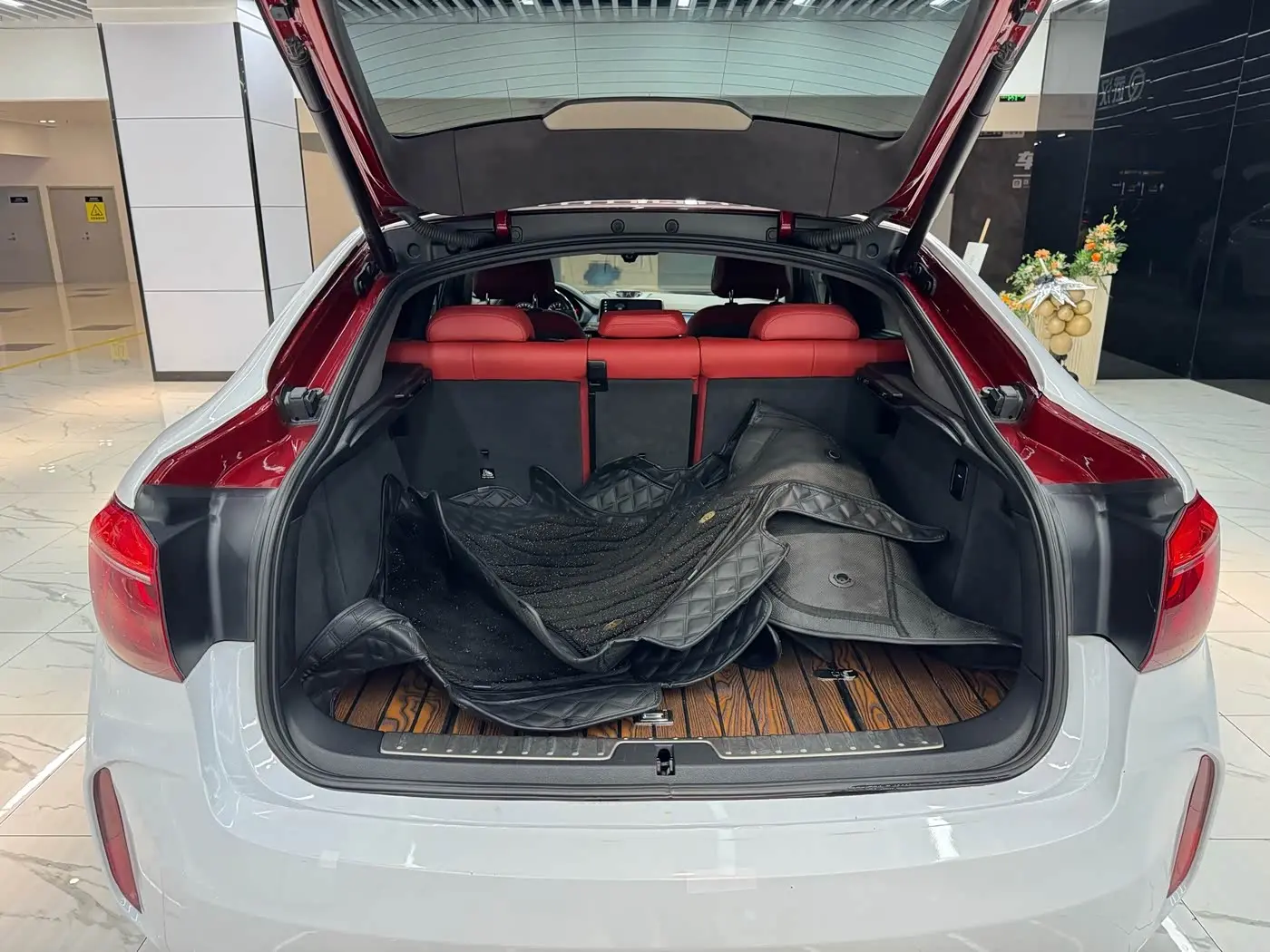 BMW X6 2019 — Şəkil 12/14
