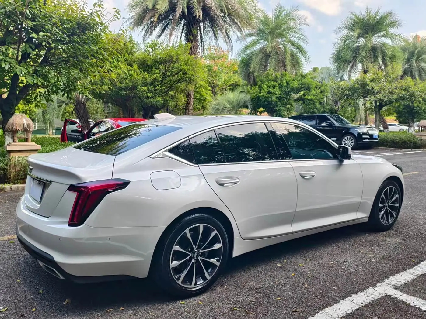 Cadillac CT5 2026 — Photo 7/16