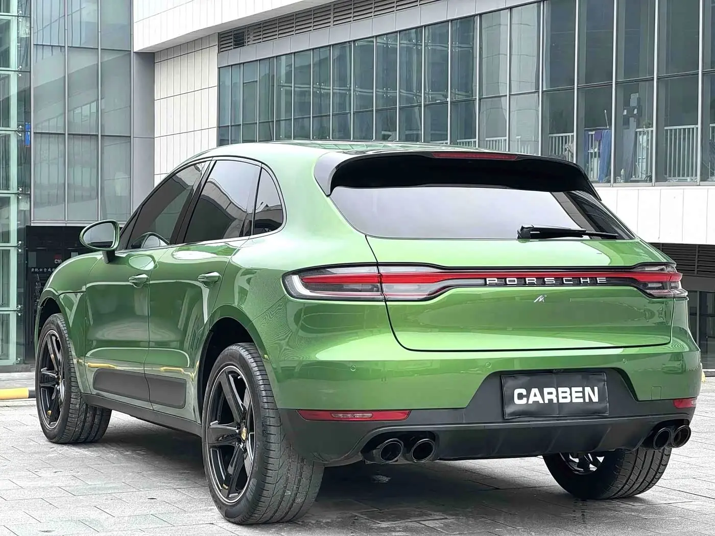 Porsche Macan 2021 — Фото 7/10