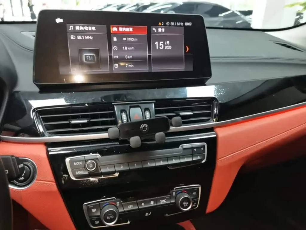 BMW X2 2023 — Фото 13/20