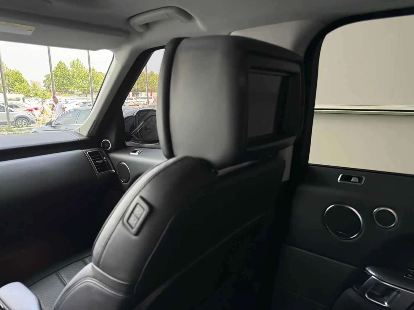 Land Rover Range Rover Sport 2021 — Фото 9/16