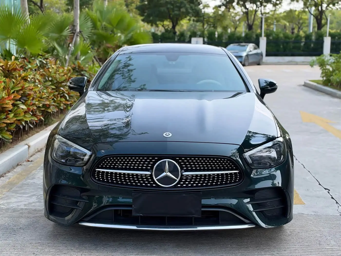 Mercedes-Benz E-Class 2022 — Фото 2/20