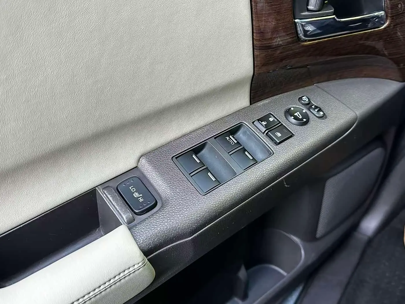 Honda Odyssey 2018 — Фото 15/16