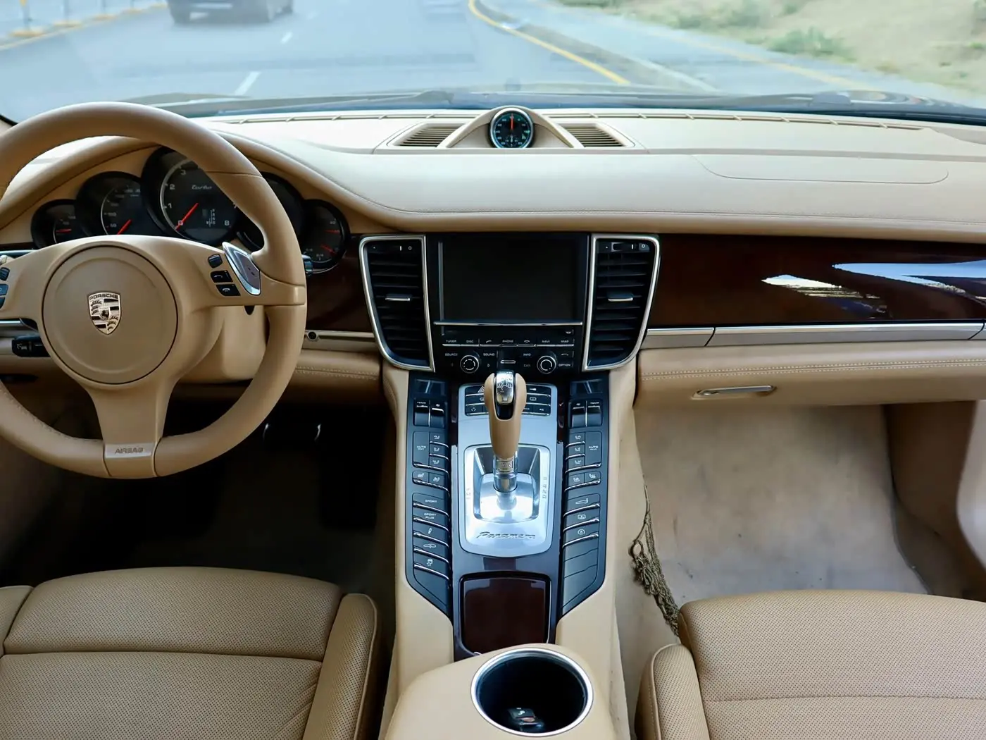 Porsche Panamera 2010 — Photo 11/13