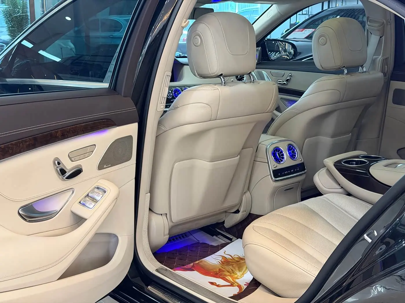Mercedes-Benz S-Class 2019 — Photo 9/9