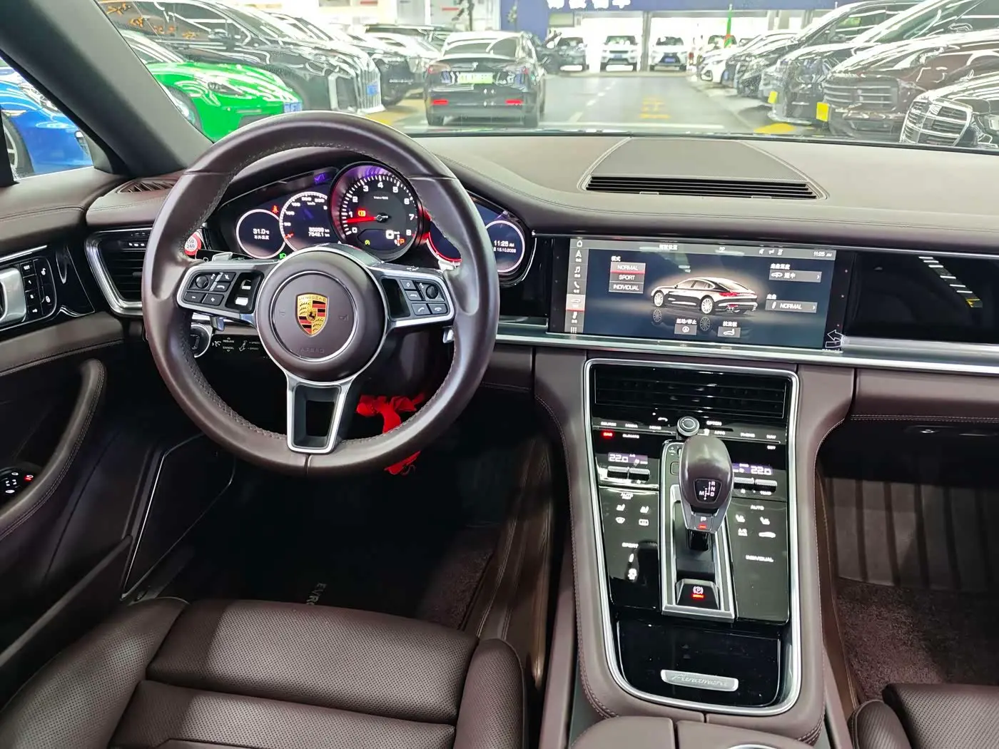 Porsche Panamera 2018 — Şəkil 9/20