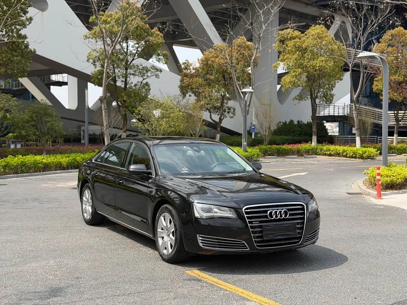 Audi A8 2014 — Photo 3/16