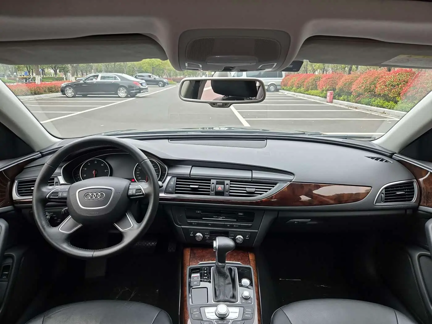 Audi A6L 2015 — Фото 6/12