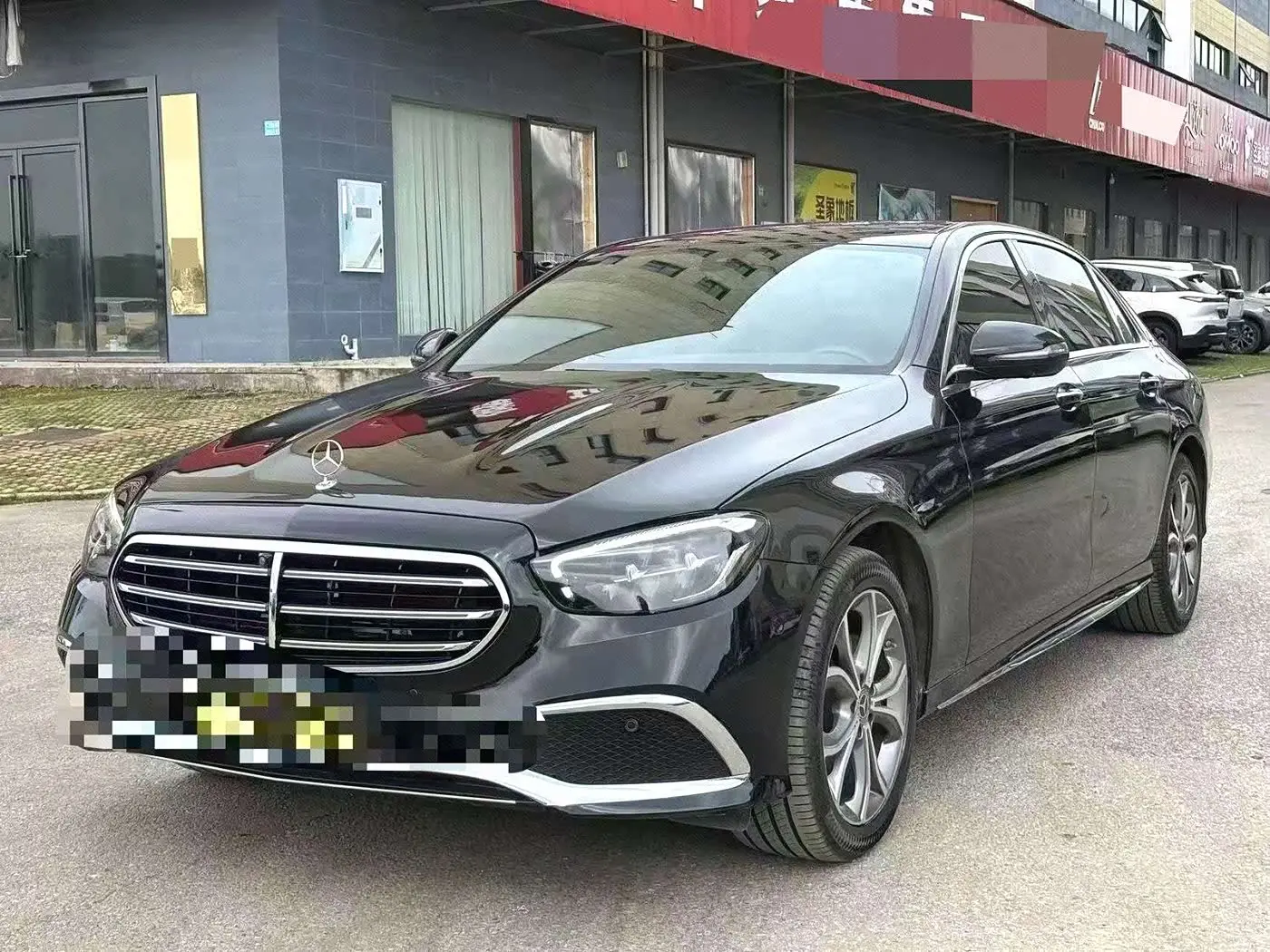 Mercedes-Benz E-Class 2021 — Фото 2/9