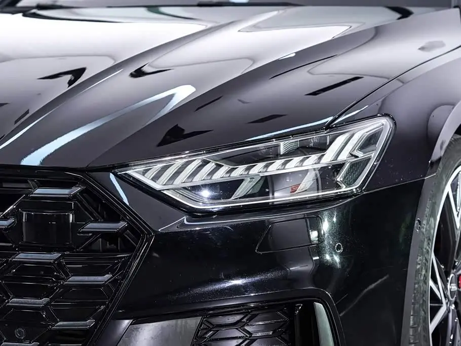 Audi A7L 2025 — Фото 10/20