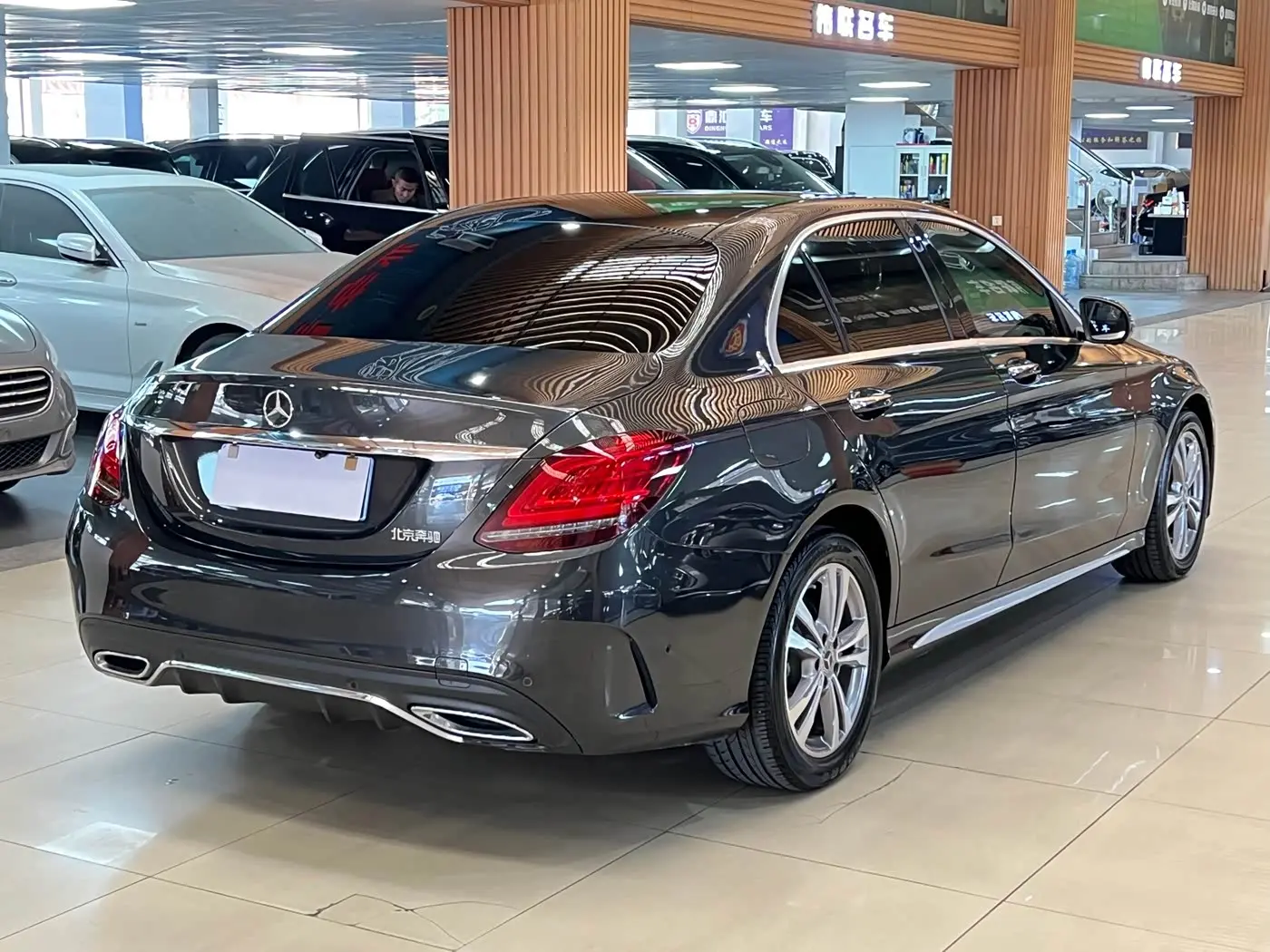Mercedes-Benz C-Class 2020 — Photo 19/20