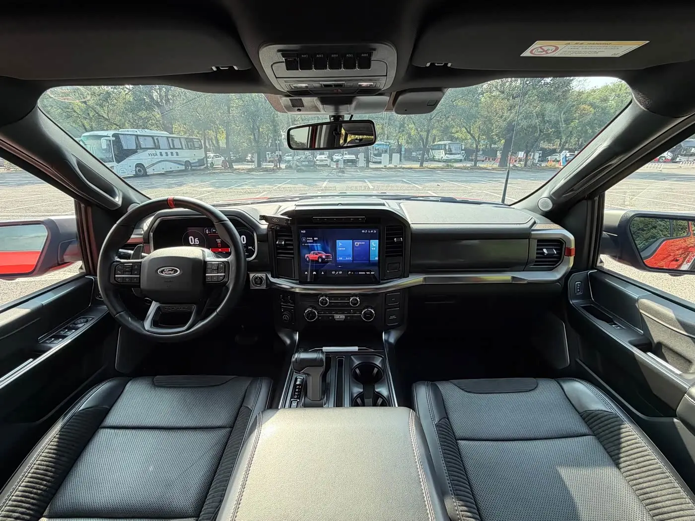 Ford F-150 Raptor 2023 — Photo 17/17