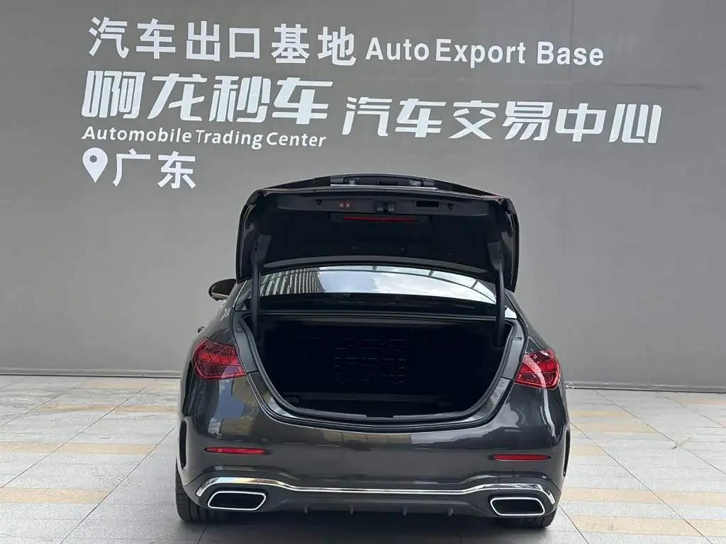 Mercedes-Benz C-Class 2023 — Фото 14/14