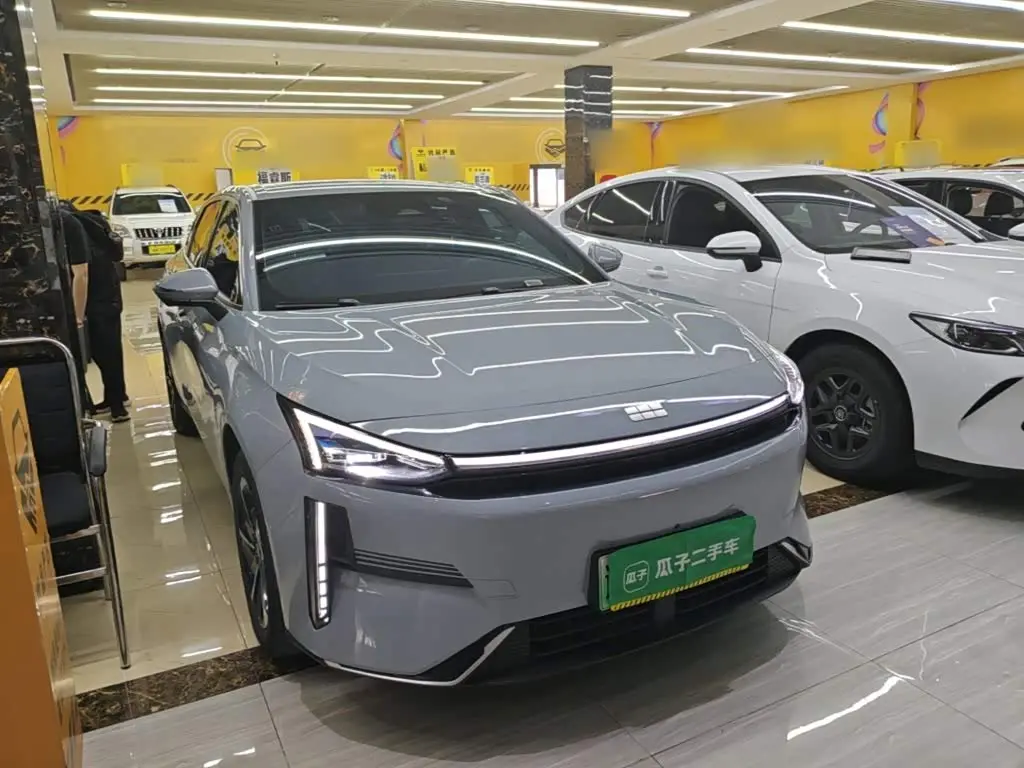 Geely Galaxy Galaxy L6 2025 — Photo 4/20
