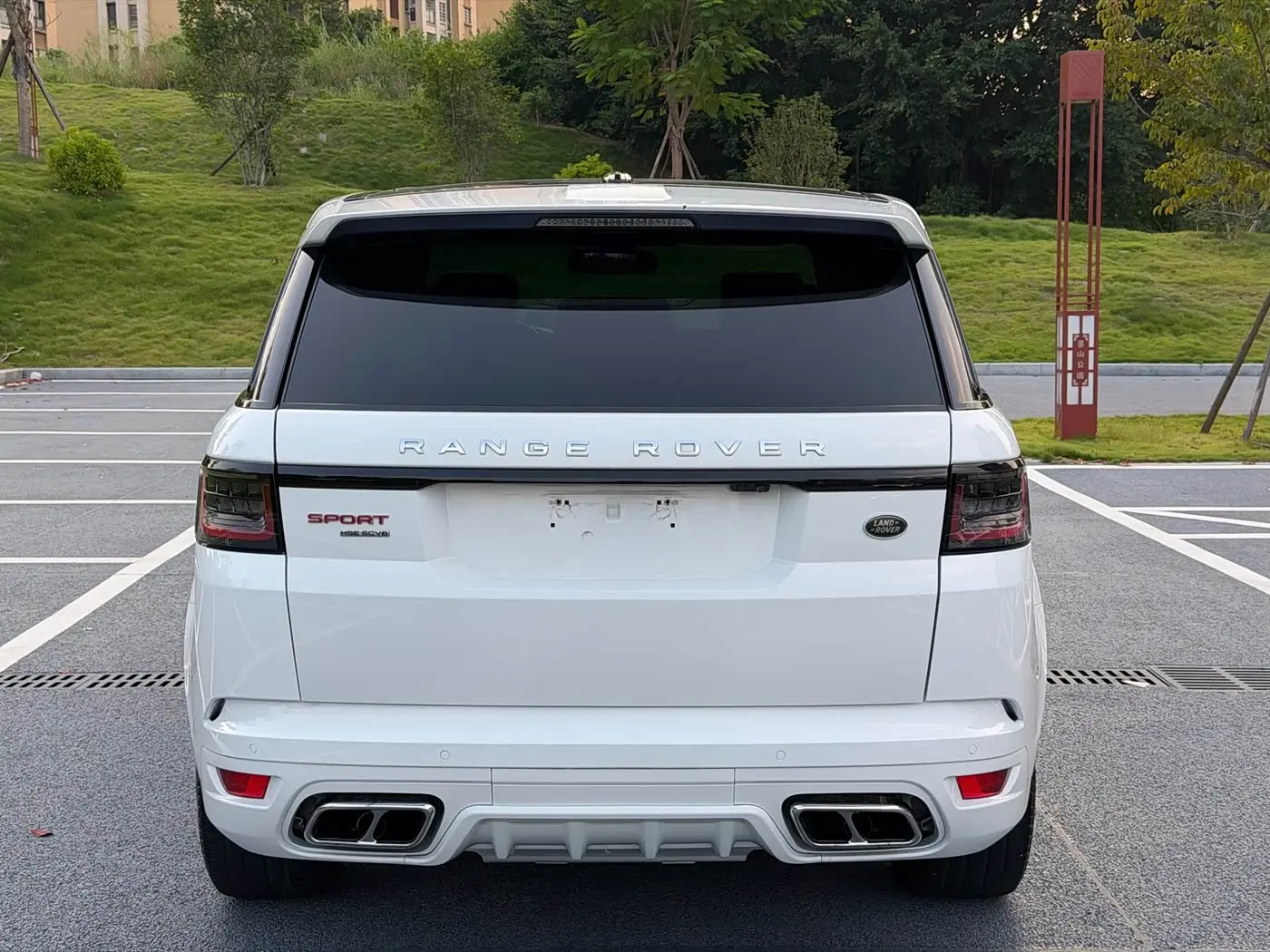 Land Rover Range Rover Sport 2016 — Şəkil 8/10