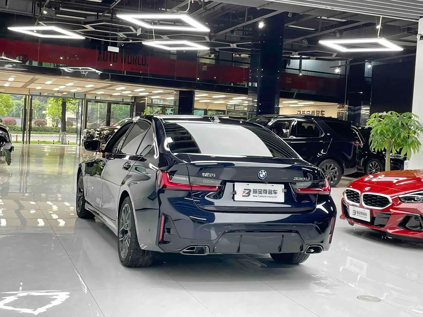 BMW 3 Series 2025 — Photo 13/20