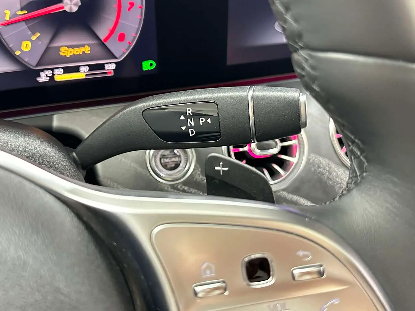 Mercedes-Benz CLS 2019 — Photo 18/20