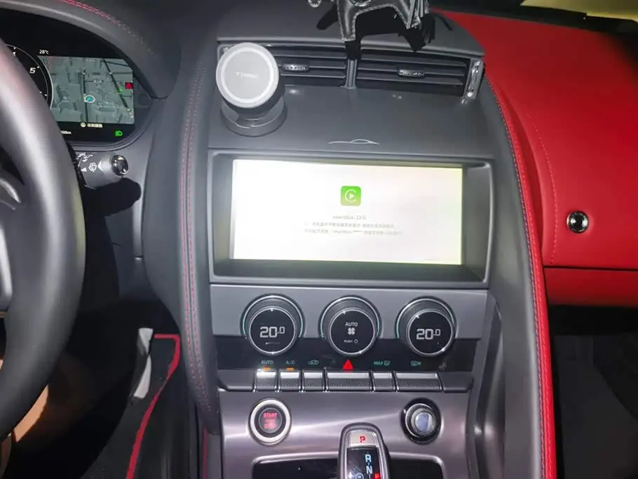 Jaguar F-TYPE 2024 — Photo 13/16
